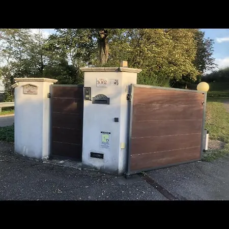 Colle Paradiso Oda ve Kahvaltı 3*