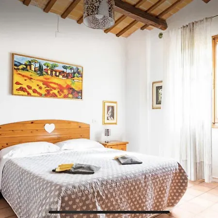 Colle Paradiso فندق مبيت وإفطار 3*