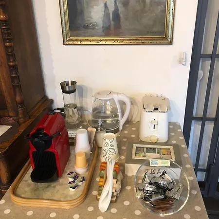 فندق مبيت وإفطار Colle Paradiso تشيزينا